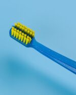 Periuță de dinți ortodontică Curaprox CS 5460 Ortho - imagine 2